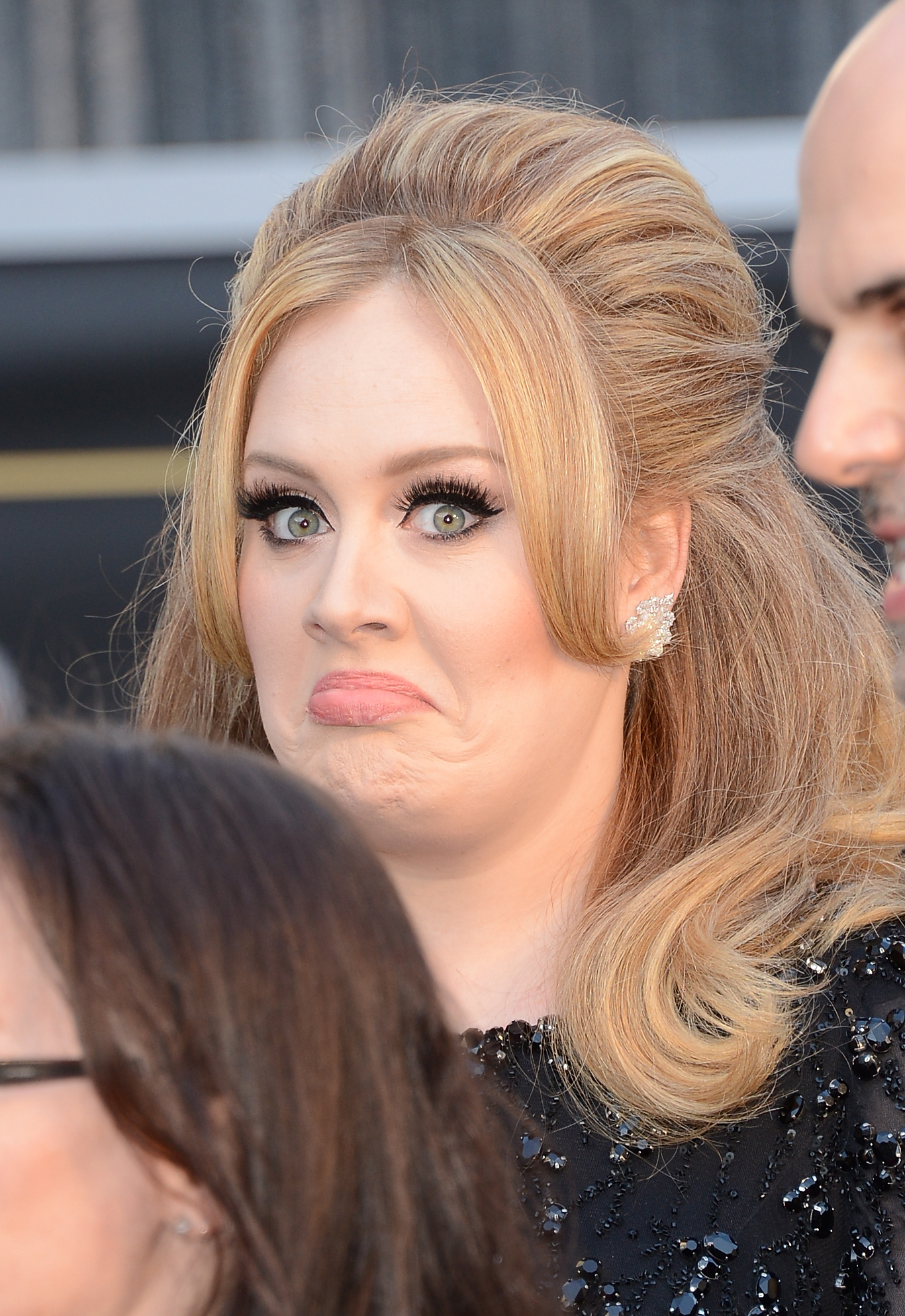 Adele Is Banned From Her Own Twitter Account Because of All Her Drunk ...