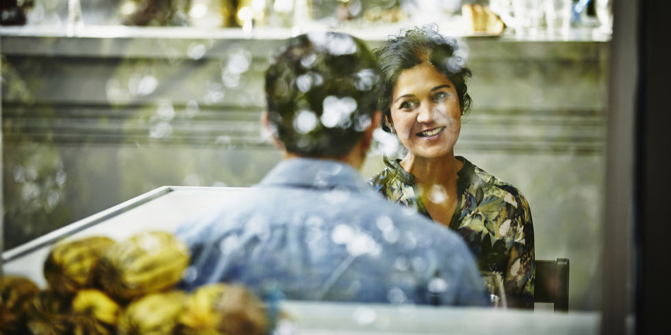 couple coffee date lunch cafe