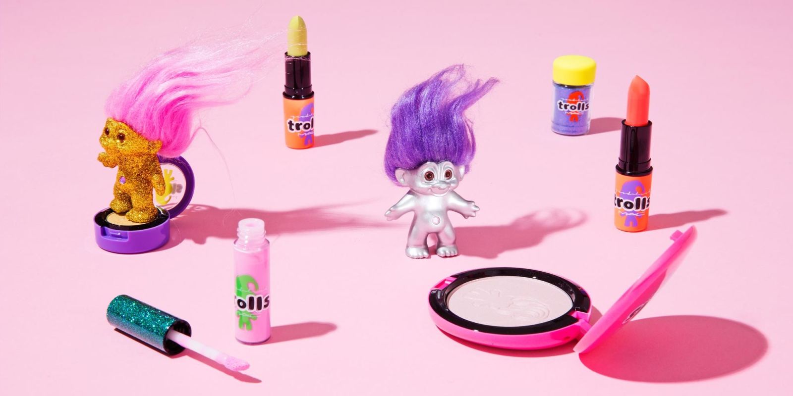 landscape 1468463941 troll lead - Косметический бренд MAC посвятил коллекцию троллям.