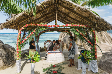 beach wedding