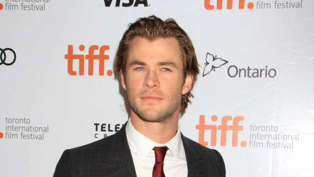 OMG Chris Hemsworth's Bulge, There Are No Words - Cosmopolitan.com (blog)